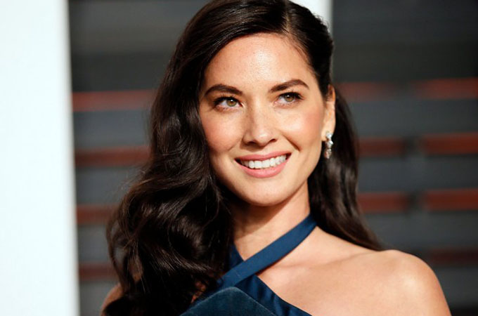 Why Olivia Munn Thinks Every Woman Should Freeze Her Eggs