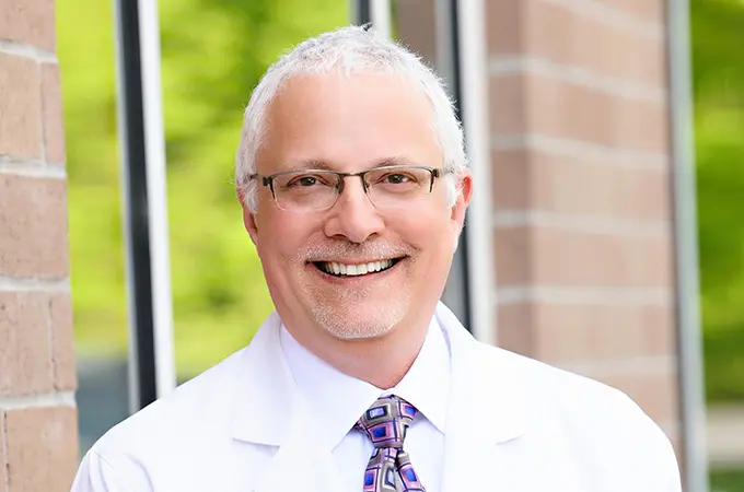 Dr. Mark Perloe Named Top Reproductive Endocrinologist in Georgia by HealthTap