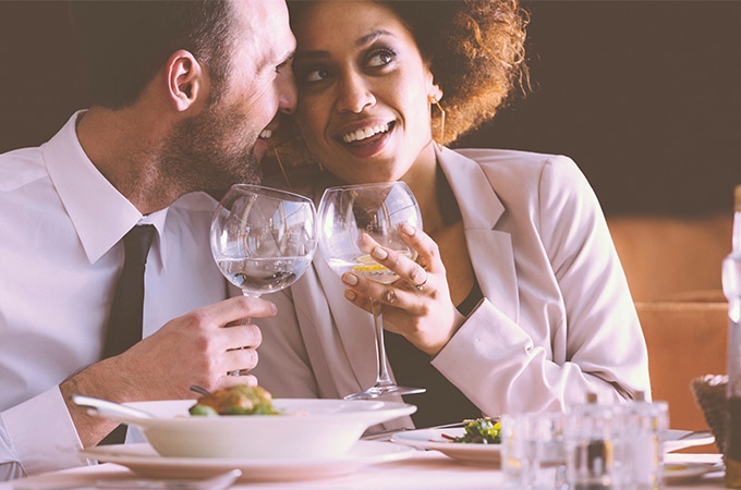 Women Who Freeze: Overcoming the “Dating Deadline” with Egg Freezing